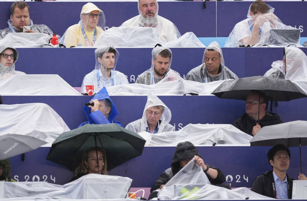 Olimpiyatlarda sağanak sürprizi liderleri zorladı 6